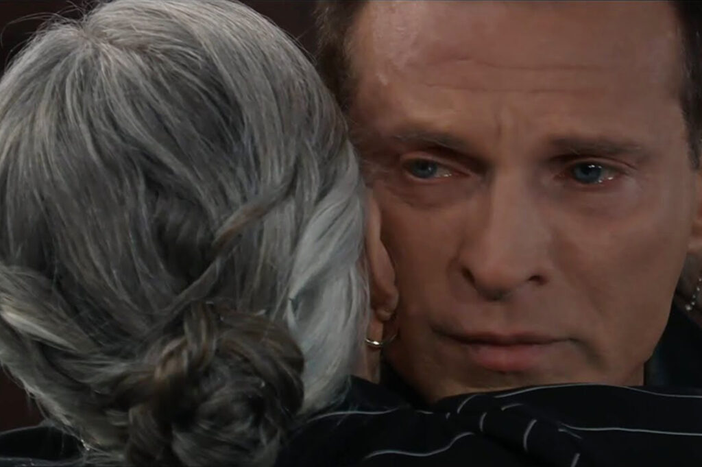 Jason reports Monica Quartermaine’s death